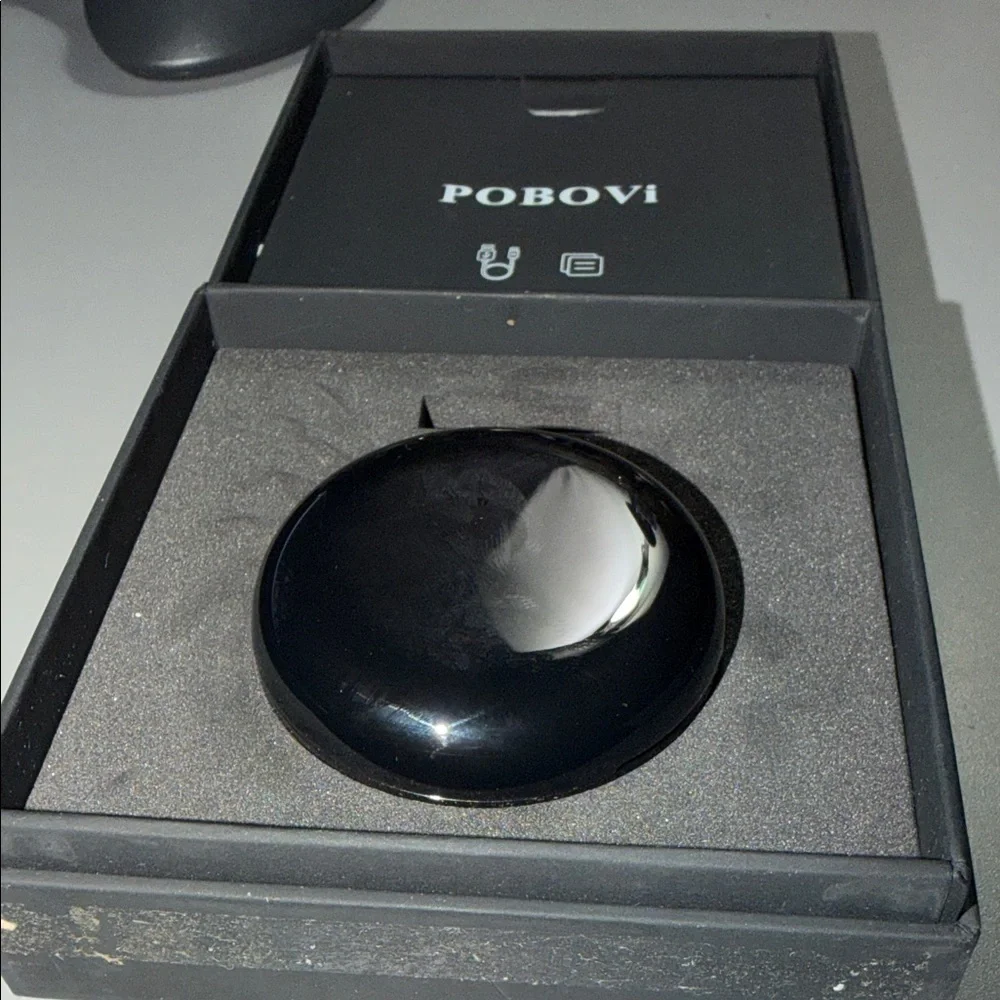 (004) Pobovi Black Charging Ring (sz.8)